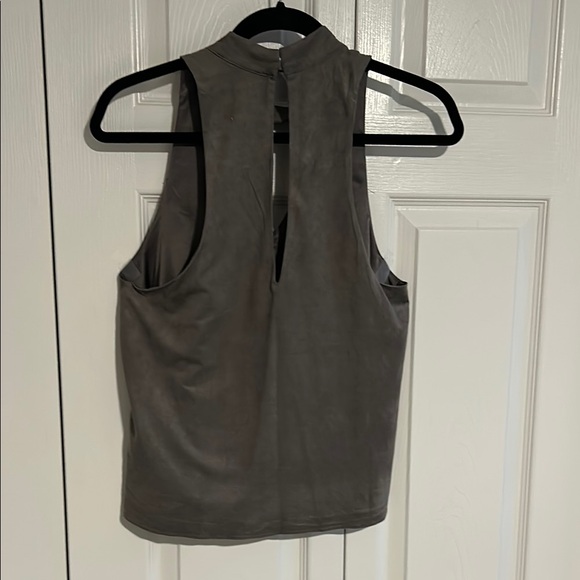 Olivaceous Gray Crop Cut Out Tank Top - Picture 2 of 2